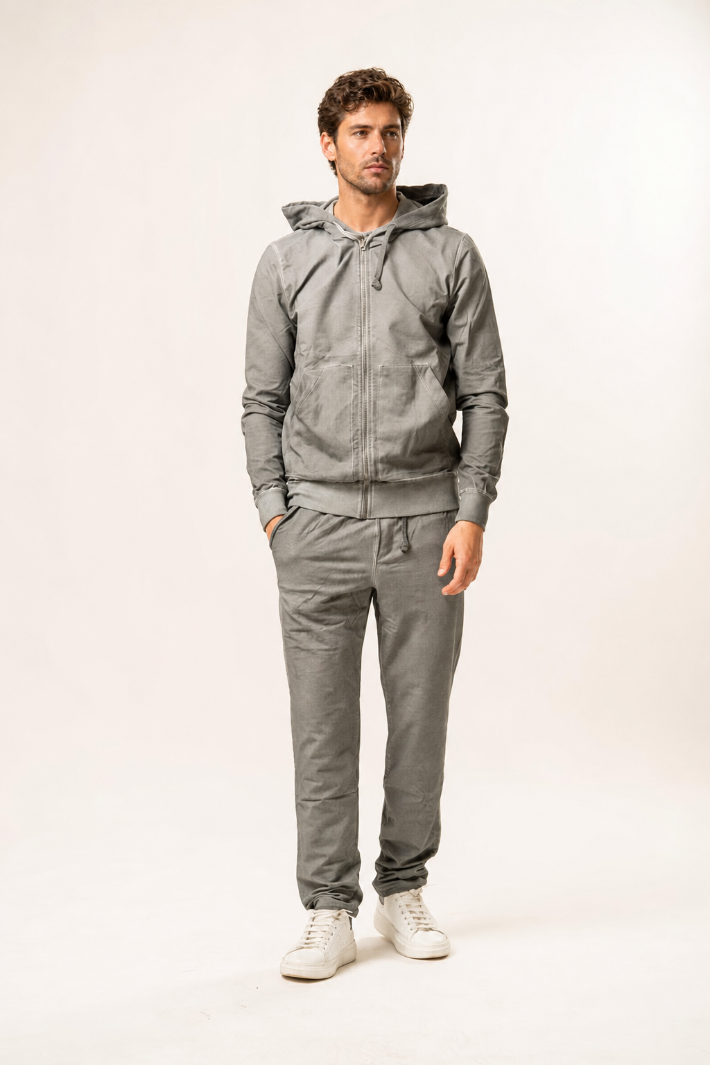 Coordinato felpa e pantalone