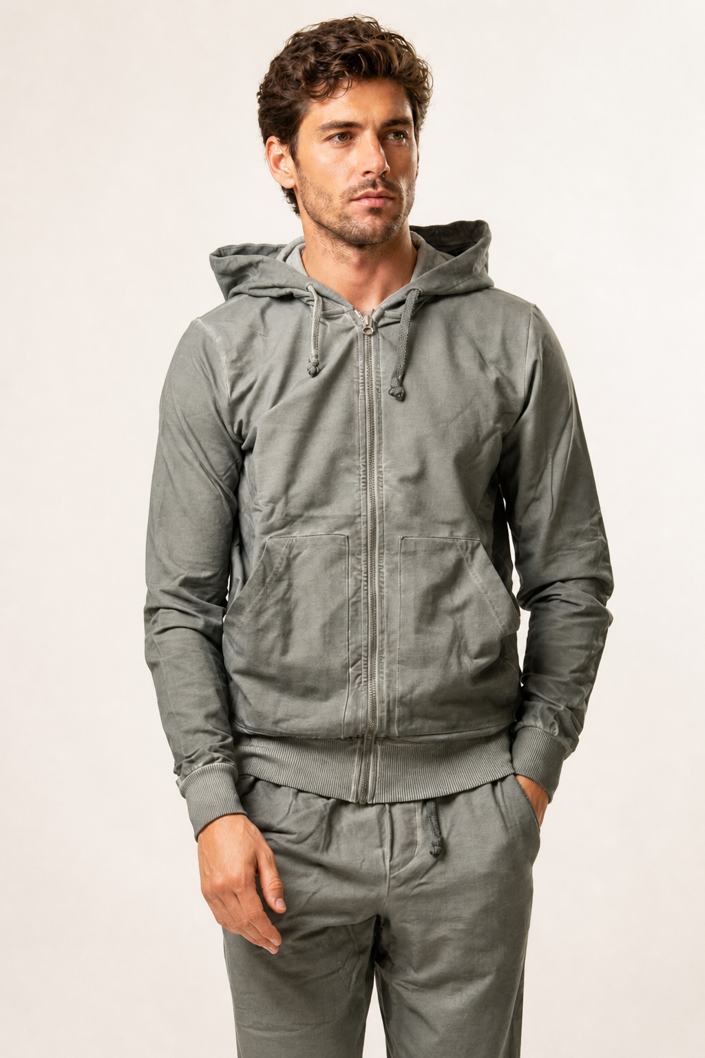 Coordinato felpa e pantalone