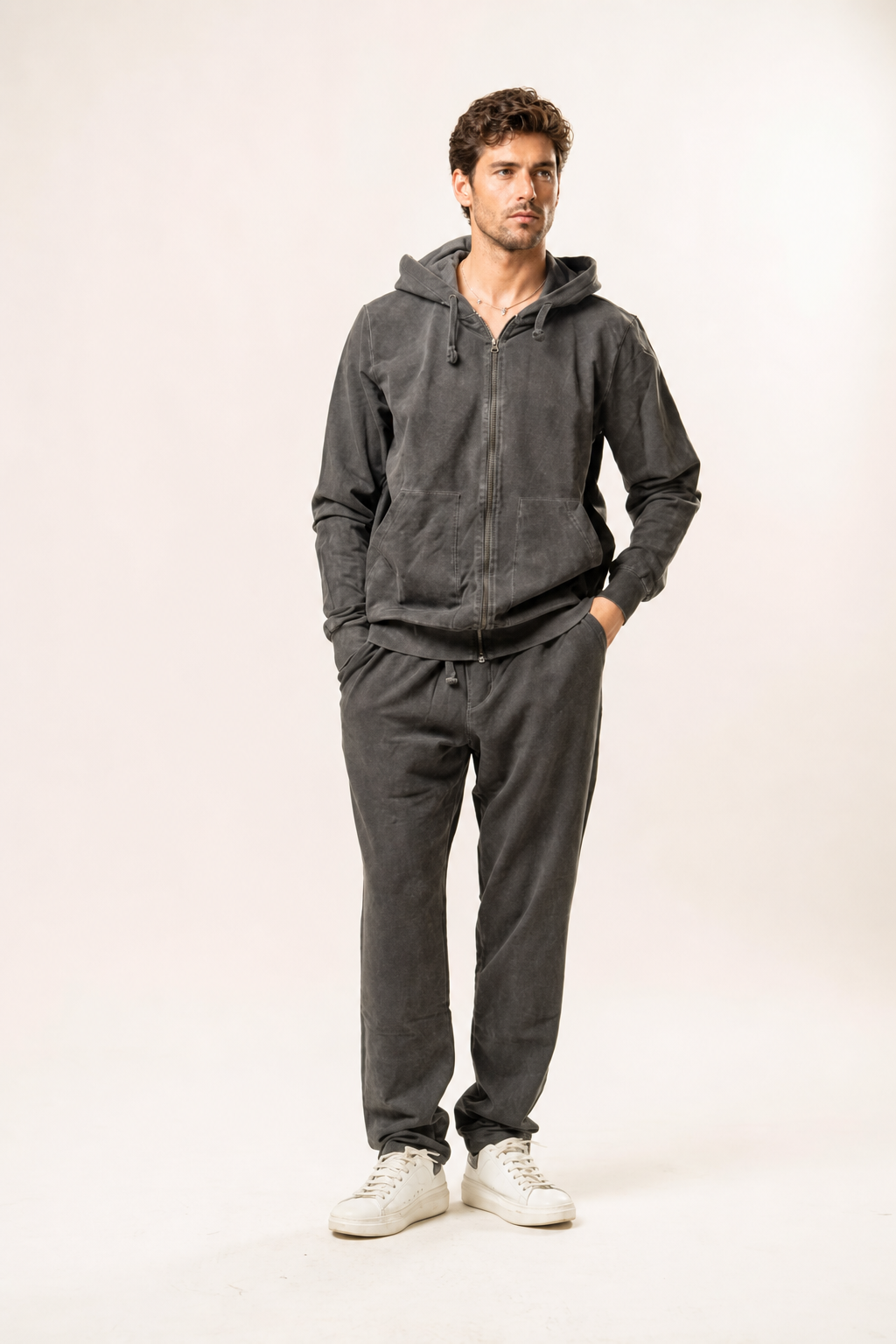 Coordinato felpa e pantalone