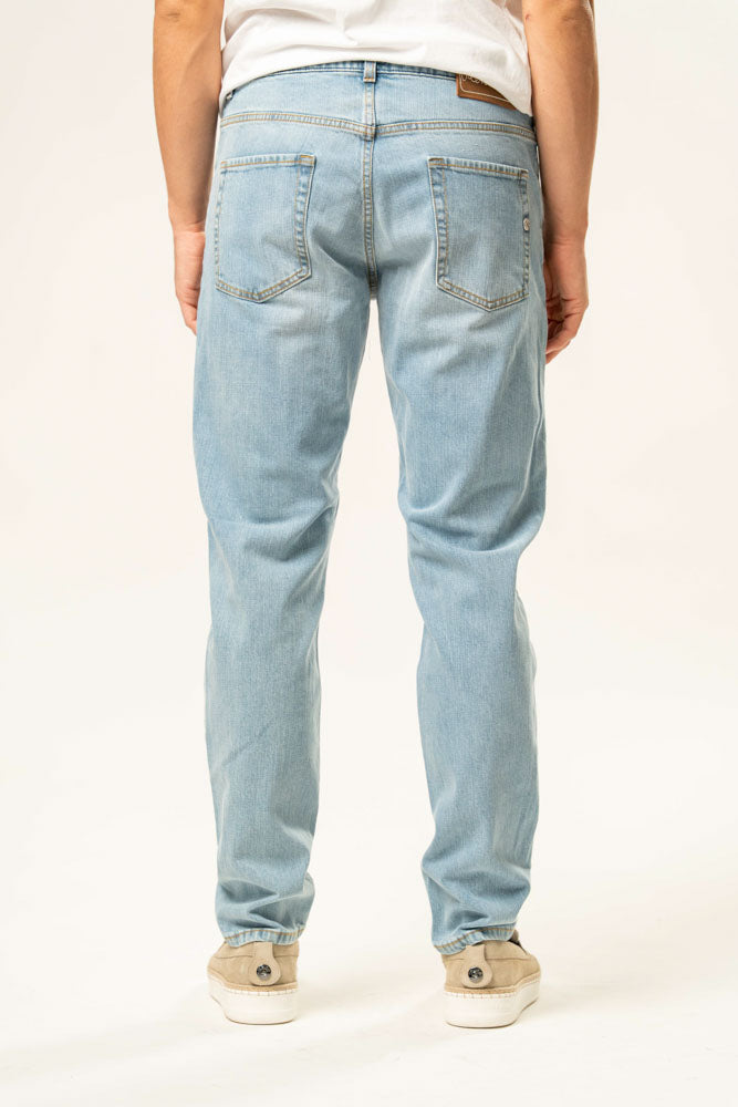 Pantaloni di jeans semplici