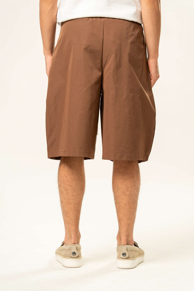 Pantaloni corti con laccio lungo