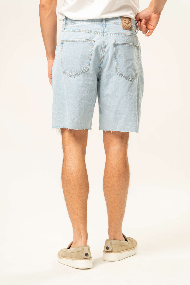 Pantaloni jeans corti