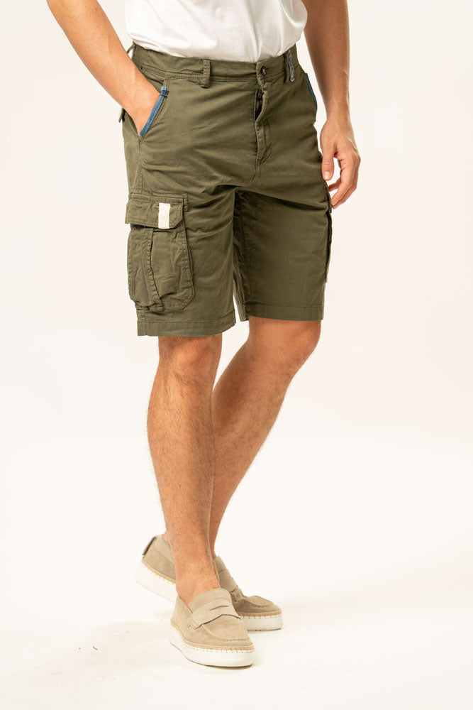 Pantalone corto 100% cotone