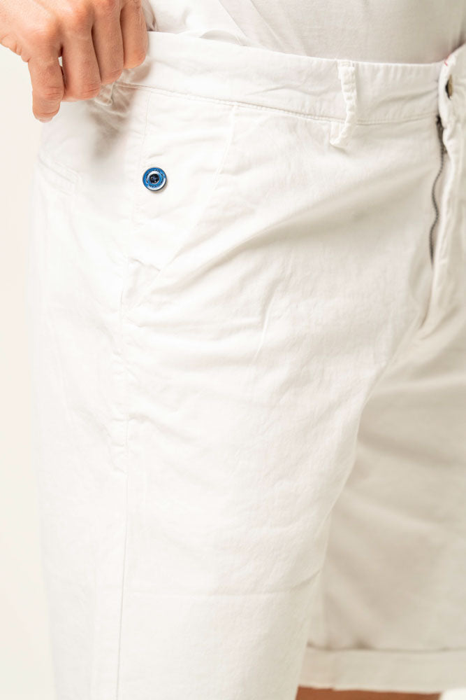 Pantalone corto 100% cotone