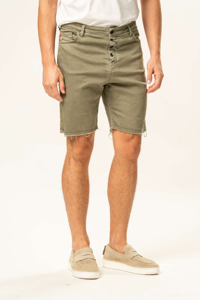 Pantalone corto 100% cotone con ricamo