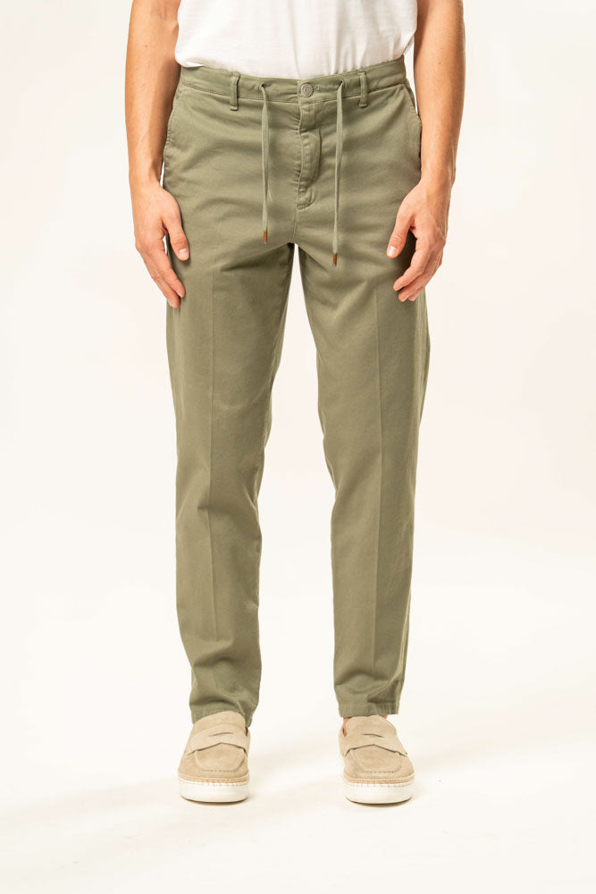 Pantalone classico 100% cotone