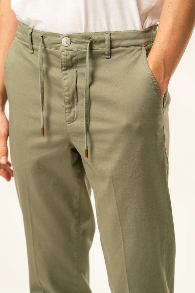 Pantalone classico 100% cotone