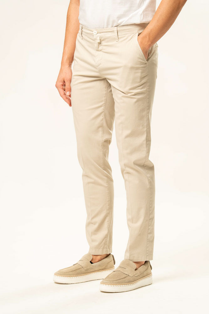Pantalone classico 100% cotone