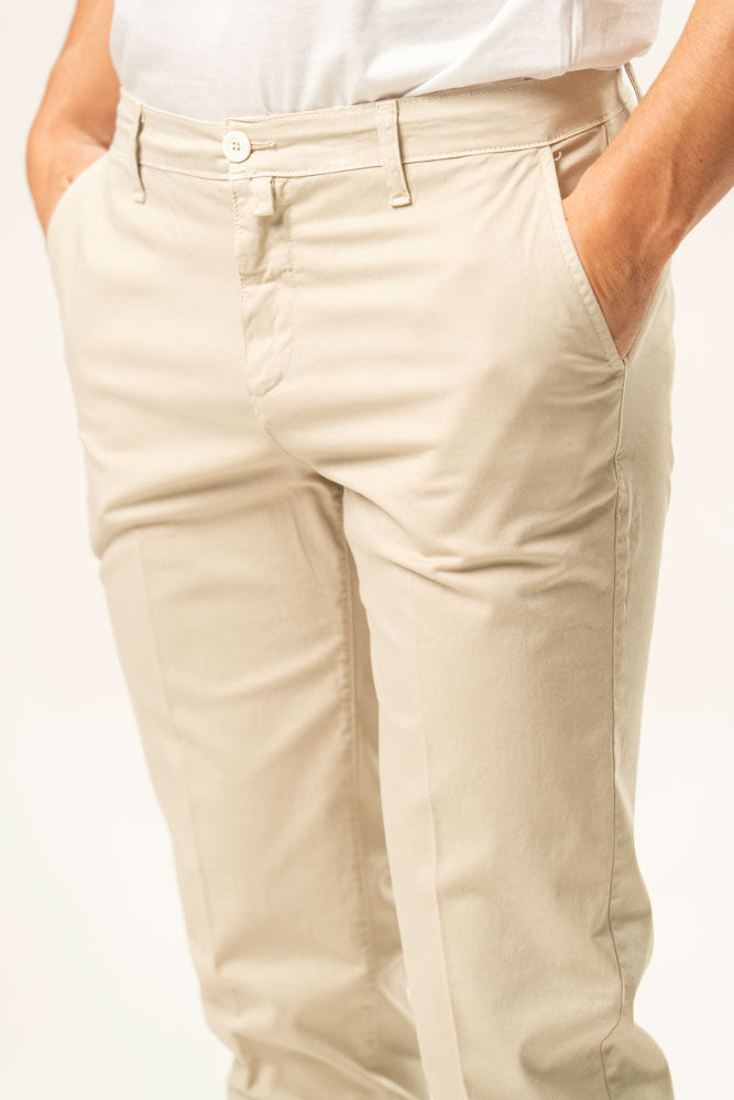 Pantalone classico 100% cotone