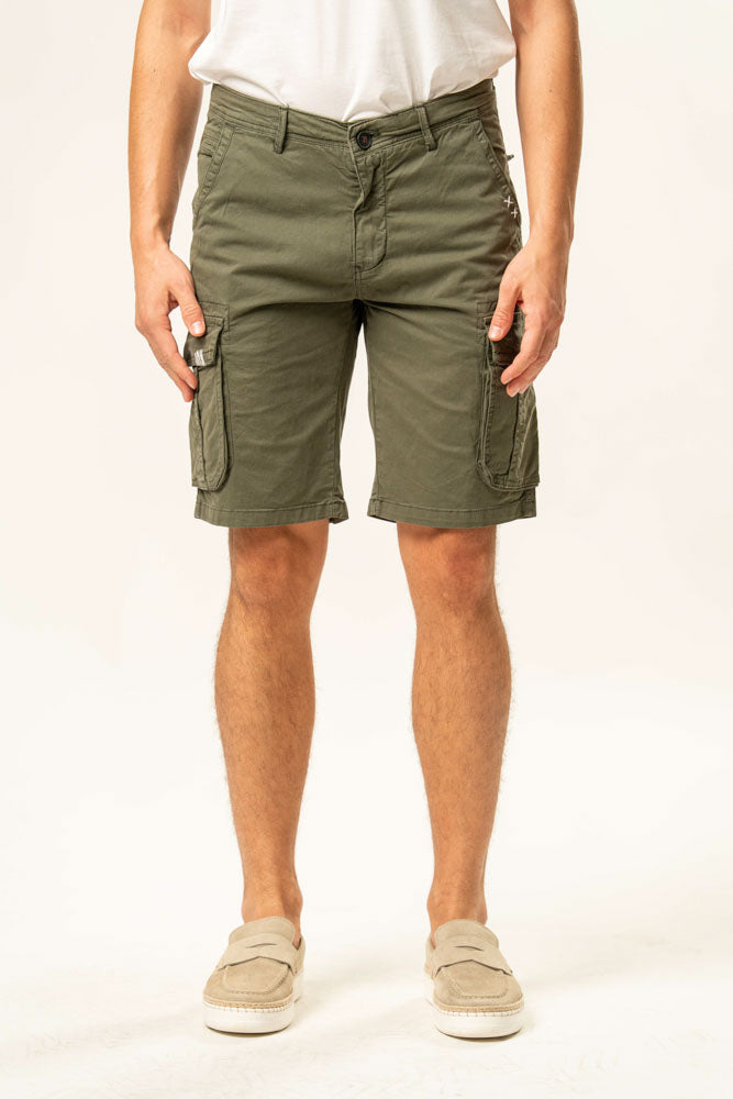 Pantalone corto semplice