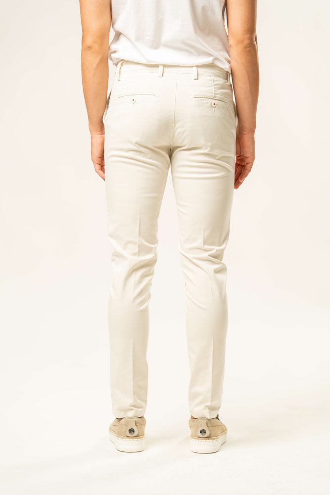 Pantalone classico 100% cotone