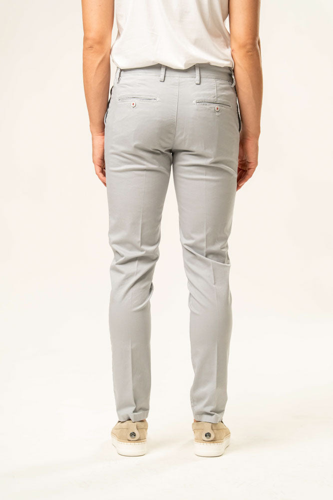 Pantalone classico 100% cotone